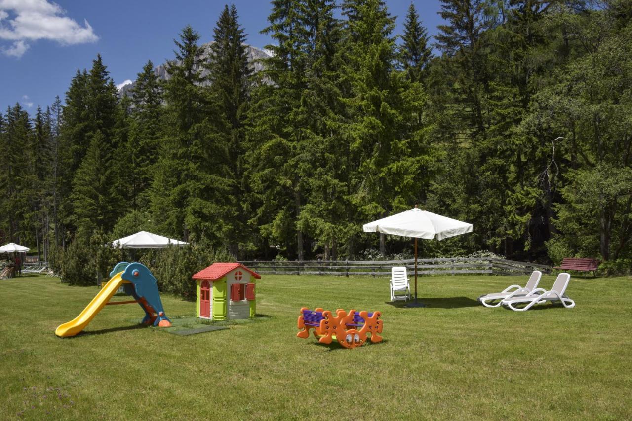 Residence Salvan Corvara In Badia Exterior foto